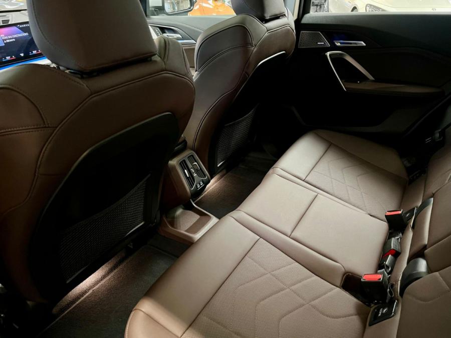 IX1 xDrive30 xLine - Image 8